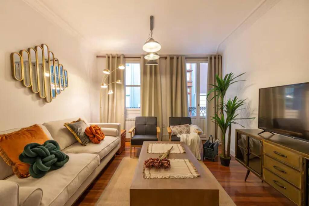 Exclusivo Apartamento En El Casco Viejo Бильбао Экстерьер фото